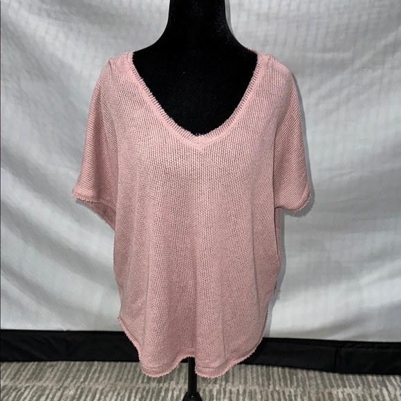 Urban Outfitters Pink Oversized T-Shirt - Picture 1 of 3